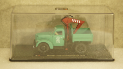 УралЗИС-355М внутризаводской тягач, TruckTyr 1:43