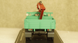 УралЗИС-355М внутризаводской тягач, TruckTyr 1:43