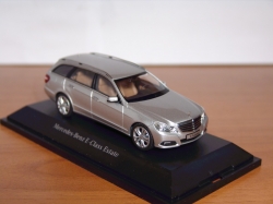 Mercedes E320 T-Modell, Schuco 1:43
