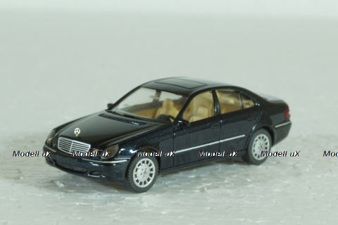 Mercedes E320 W211, dark blue, Wiking 1:87