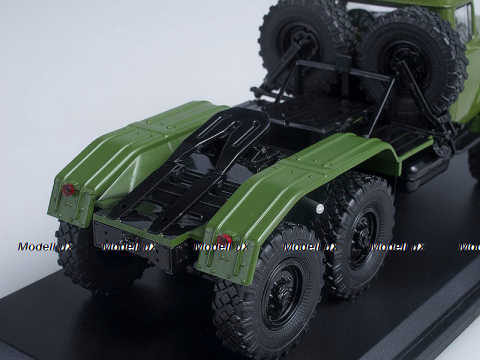 ЗИЛ 131НВ седельный тягач хаки, SSM1088