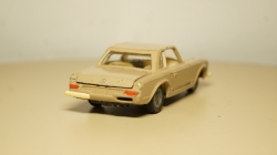 Mercedes 230SL красный