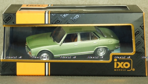 Peugeot 504 1969 metallic green, IXO, CLC319N 1:43