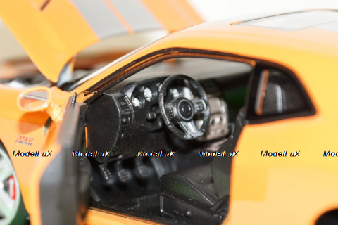 Dodge Challenger SRT, Welly 1:24