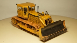 Бульдозер гидравлический Т180 с отвалом, с элементами старения, ТРЭКС 1:43