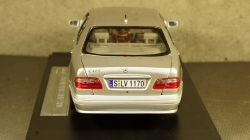 Mercedes E320 W210 2001 Brilliant Sliver, SunStar 1:18