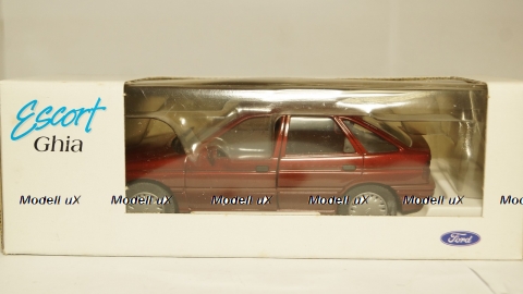 Ford Escort MK 5 1995, redmetallic, Schabak 1:24