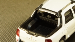 Renault Duster Oroch 2015 white, Norev 1:43