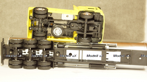 Man F200 yellow/chrome, New Ray 1:43