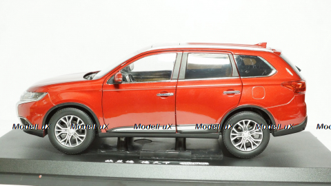 Mitsubishi Outlander 2015, Paudi 1:18