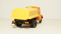 Зил 4331 цистерна СЕН 1986 оранж, 1:43