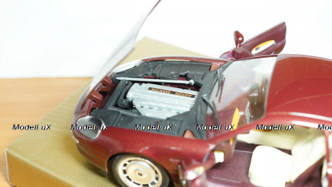 Aston Martin DB7, Guiloy 1:18