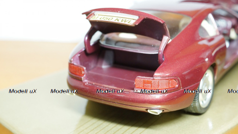 Aston Martin DB7, Guiloy 1:18