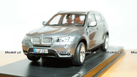 BMW X3 F25, Paragon 1:18