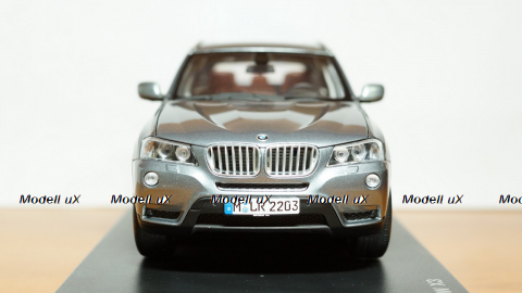 BMW X3 F25, Paragon 1:18