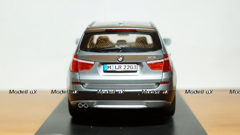 BMW X3 F25, Paragon 1:18