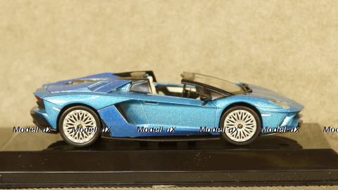 Lamborghini Aventador S Roadster 2017 lightblue-metallic, Altaya 1:43