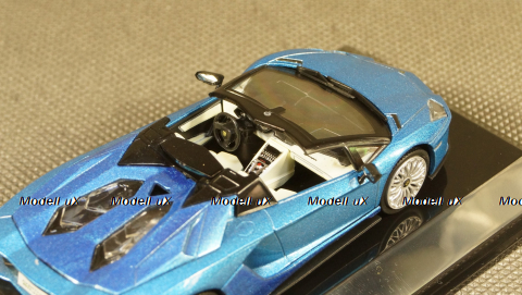 Lamborghini Aventador S Roadster 2017 lightblue-metallic, Altaya 1:43