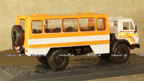 Нефаз-42111 Автобус на шасси Камаз 4326, TruckTyr 1:43