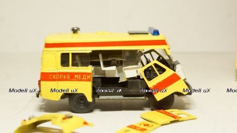 УАЗ 452 В Скорая помощь, чума, 1:43