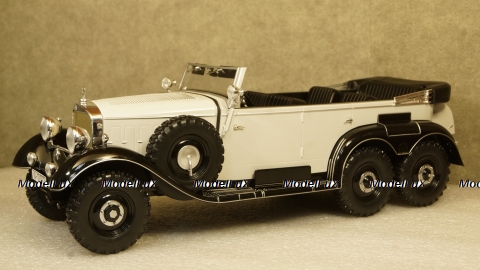 Mercedes G4 (W31) light grey/black, MCG18208, Model Car Group 1:18