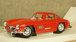 Mercedes 300 SL (W198) Red, 8-22023, Burago 1:24
