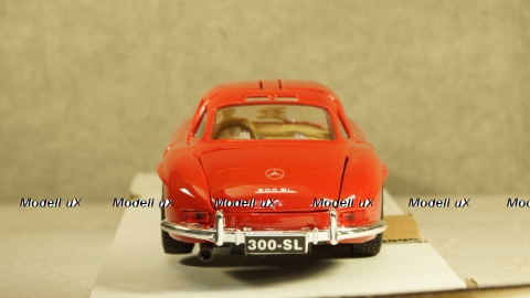 Mercedes 300 SL (W198) Red, 8-22023, Burago 1:24
