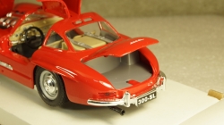 Mercedes 300 SL (W198) Red, 8-22023, Burago 1:24