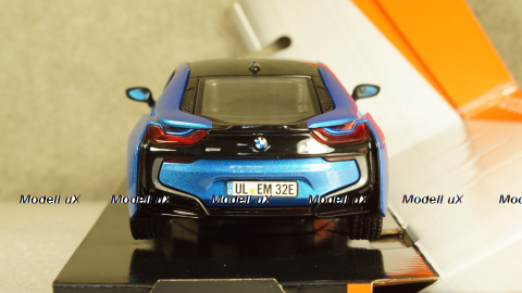 BMW i8 Metallic Blue 79359, MotorMax 1:24