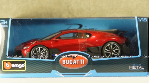 Bugatti Divo red/carbon 2019, 18-11045, Burago 1:18