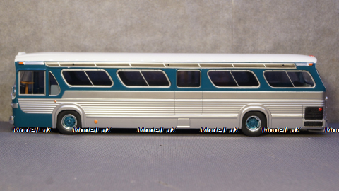 GMC New Look Fishbowl 1969, BUS013, IXO 1:43