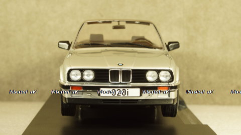 BMW 320i (E30) Convertible Silver 1985, 18152, MCG 1:18