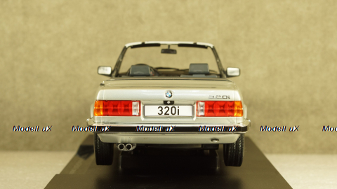 BMW 320i (E30) Convertible Silver 1985, 18152, MCG 1:18