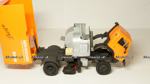 Камаз 43253 КО-318 Вихрь пылесос, Modellux 1:43