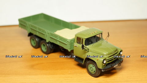 ЗИЛ 133Г1 бортовой хаки с грузом, СарЛаб 1:43