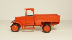 Амо Ф 15 1927 красный, 1:43