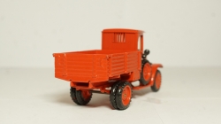 Амо Ф 15 1927 красный, 1:43