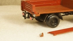 Зил 4331 бортовой бордовый, з-д Вега 1:43