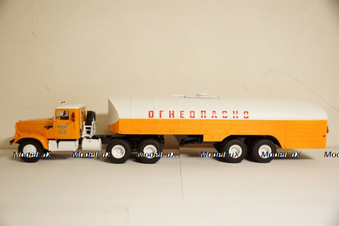 КРАЗ 258 с полуприцепом цистерной ТЗ-22 Аэрофлот, SSM7027 1:43