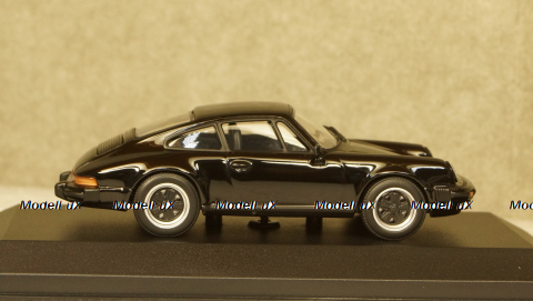 Porsche 911 SC Coupe 1979 black, 943062096, Minichamps 1:43