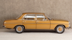 Mercedes 200/8 (W115) 1968, B66040665, Norev 1:18