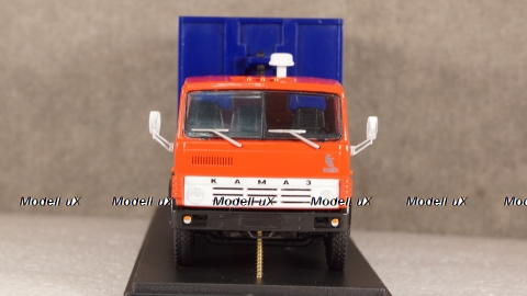 Камаз-53212 мусоровоз мультилифт, Modellux 1:43