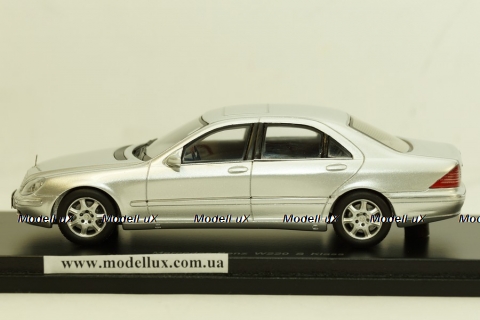 Mercedes S500 W220, Spark 1:43