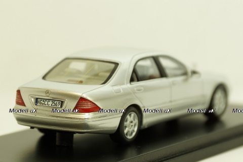 Mercedes S500 W220, Spark 1:43