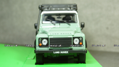 Land Rover Defender зеленый/белый, Welly 1:24