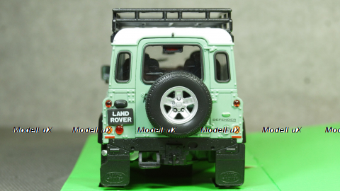 Land Rover Defender зеленый/белый, Welly 1:24