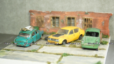 Диорама с тремя машинами, Modellux 1:43