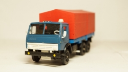 Камаз 5320 с тентом на резине синий/красный