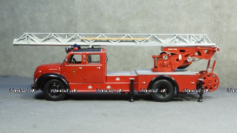 Magirus S6500 fire engine 1954, Minichamps 1:43