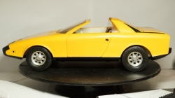 Alfa Romeo Alfetta Spider, 1:12